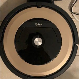 Roomba 895